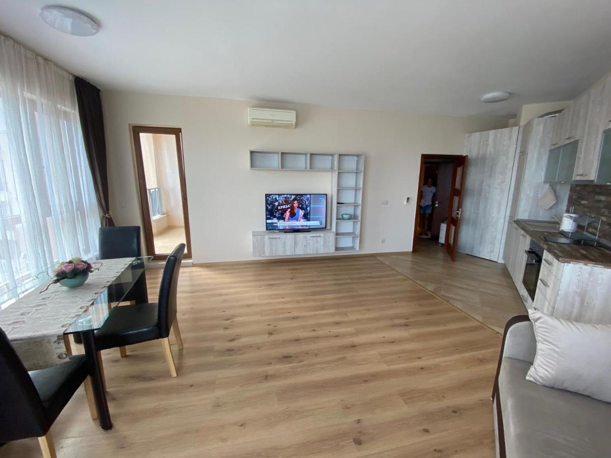 Elegantz Apartments 1 Варна Екстер'єр фото
