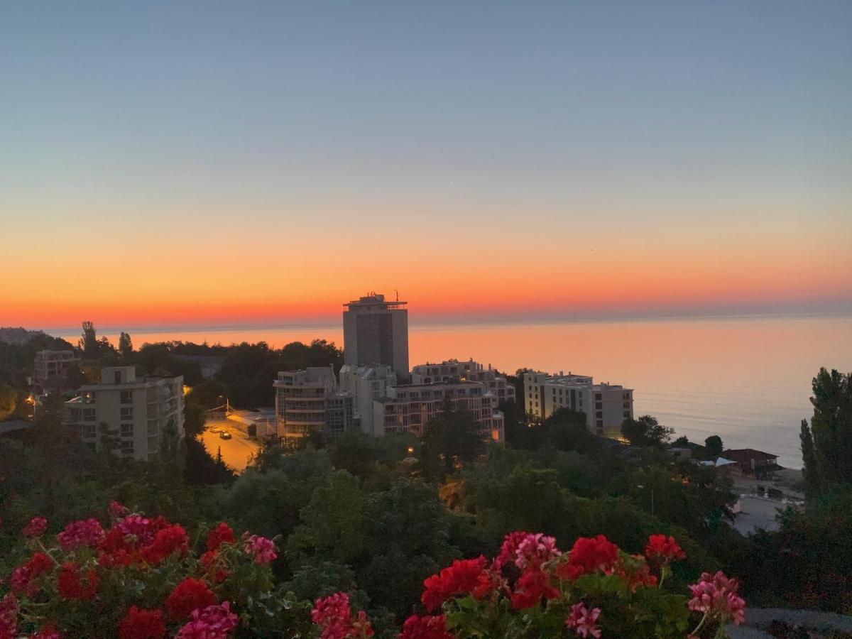 Elegantz Apartments 1 Варна Екстер'єр фото