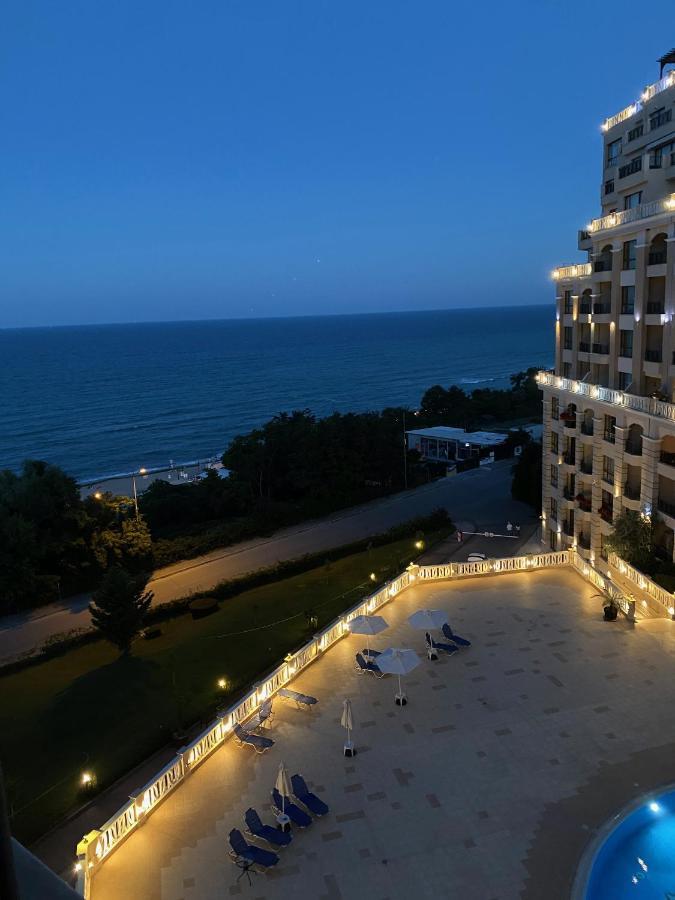 Elegantz Apartments 1 Варна Екстер'єр фото